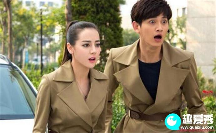 马可吻过迪丽热巴的胸照片热巴表情销魂画面香艳又尴尬