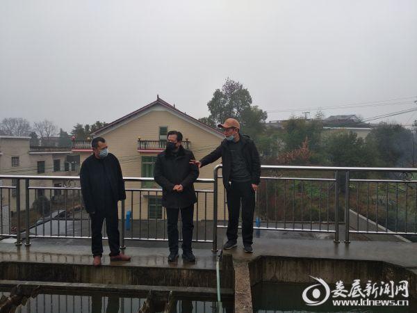 讯(通讯员 黄武芝 张燕兵)2月2日,冷水江市水利局党组书记,局长吴三