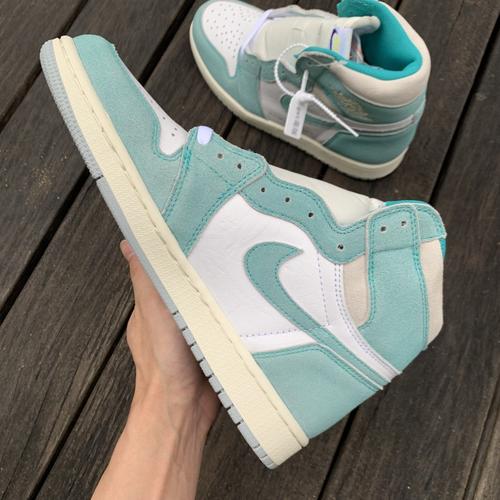 耐克aj1黑橙扣碎倒钩黑曜石小闪电芝加哥迪奥黑红脚趾禁穿蒂芙尼绿