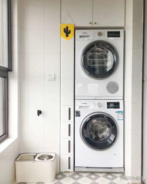 5  住友@凡夫设计金风:阳台超大容量的洗衣机柜,洗手台,烘干机,洗衣