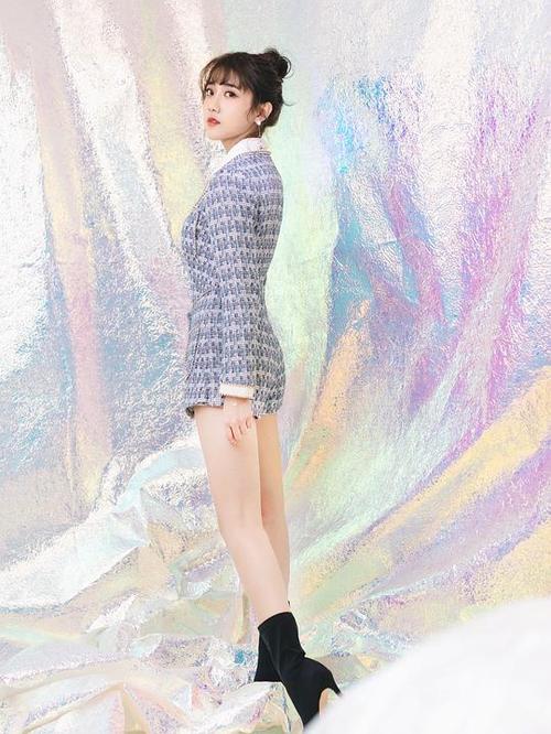 共53张照片> 返回李艺彤图片工坊的相册首页