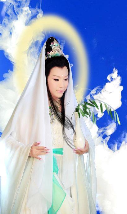 盘点观音的扮演者,有人仙气十足有人雷,还有一个是男人