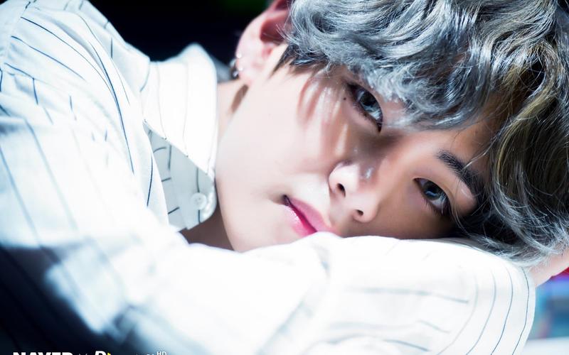 金泰亨电脑壁纸