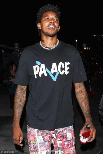 尼克杨图片高清壁纸