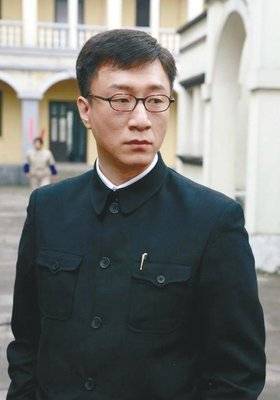 《潜伏》里,吴站长发现余则成是卧底了吗?