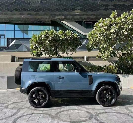 新款路虎卫士90版蓝色现车港口钜惠出售