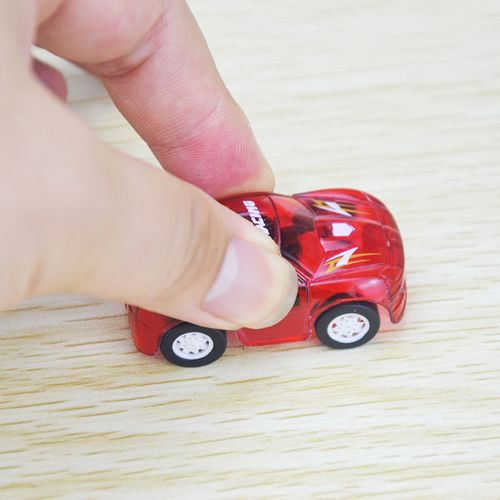 9cm*宽3cm(粗略测量) 特点:酷炫回力玩具车,回力原理,一拉就快速往前