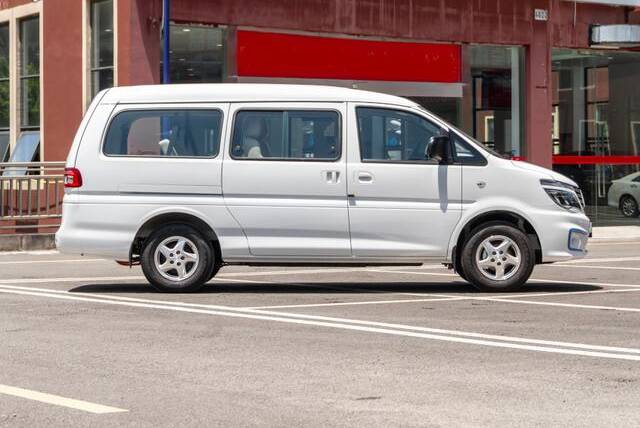 能拉人开着也有面子的纯电mpv 东风风行菱智m5ev新车上市