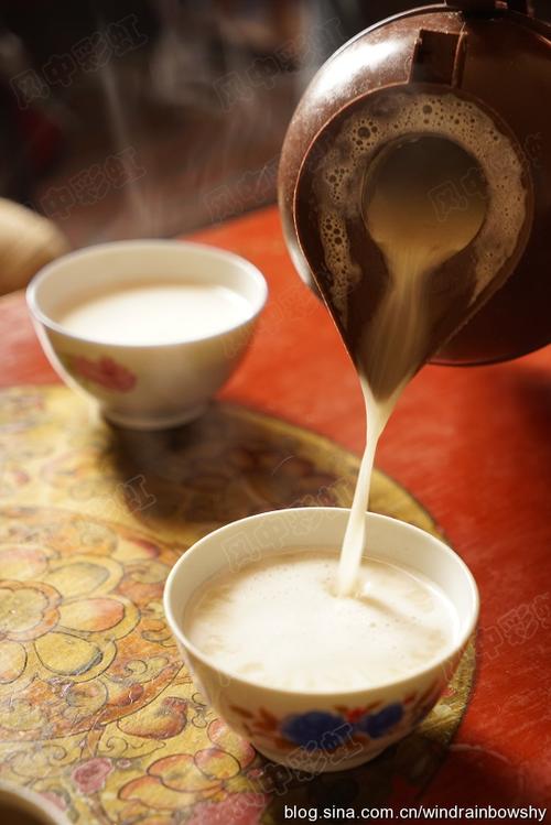 西藏拉萨的下午茶