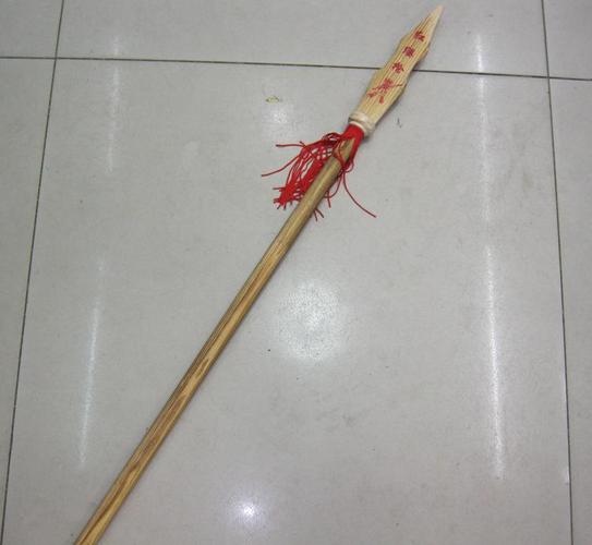 红缨枪/木刀剑枪/玩具枪/木棍/仿真兵器/红孩儿枪