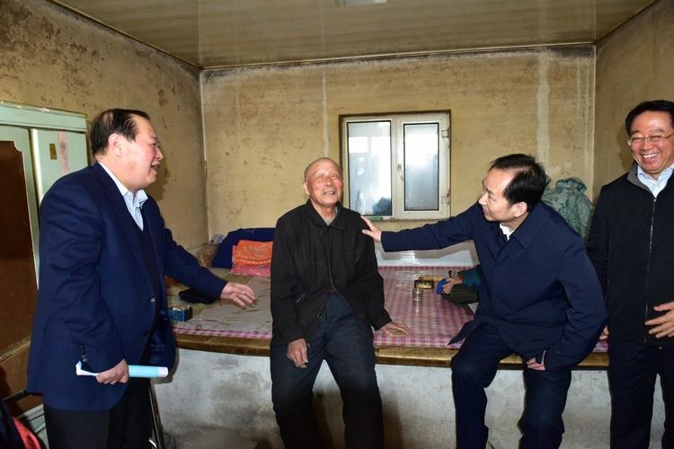 省人大常委会副主任王绍俭就乡村振兴战略和扶贫工作开展情况到我区
