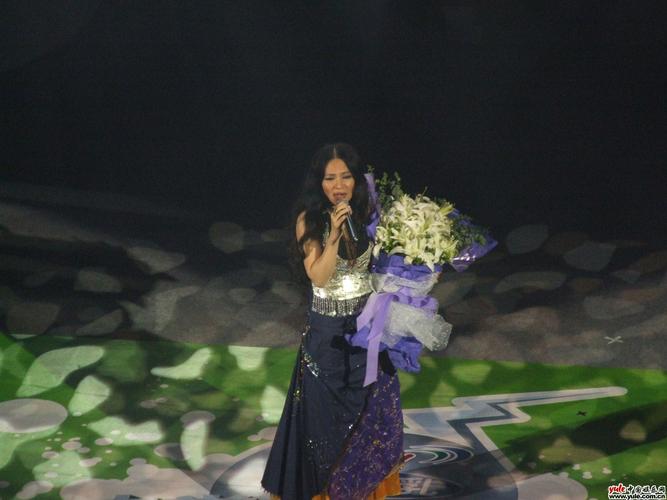 潘越云_明星档案_写真_图片_资料_照片_中国娱乐网