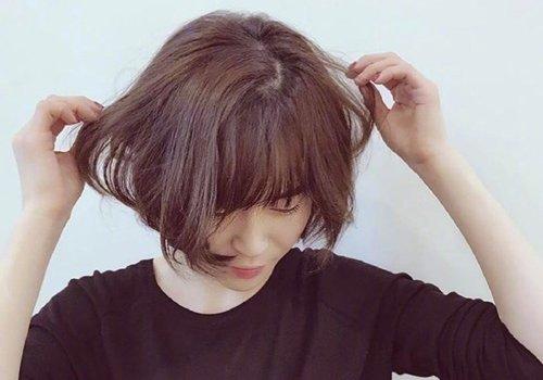 韩范儿女生空气刘海短烫发献给大额头的你 颜值翻倍拒绝路人甲