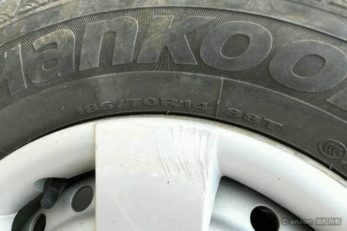 一汽森雅m80左前轮胎尺寸