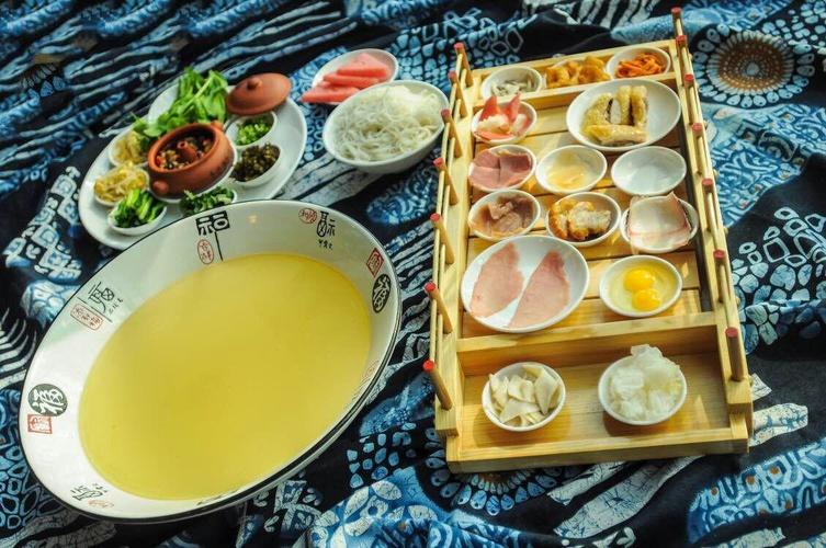 蒙自过桥米线珍珠街