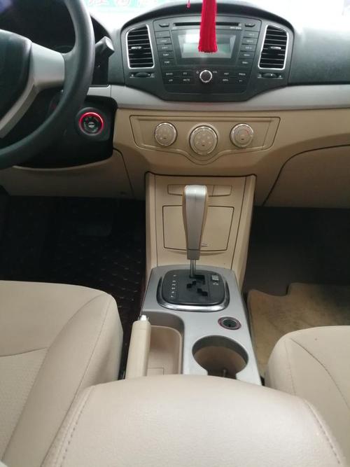 荣威350自动挡怎么样? 荣威350自动挡汽车