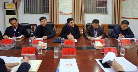 刘沛,商丘市政府副市长张家明带领驻商省市人大代表组成视察组在宁陵