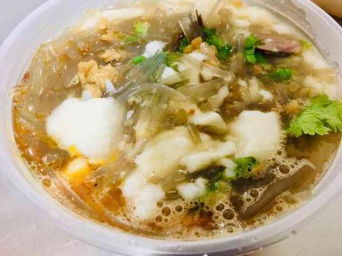 太古桥阿福豆花粉丝-"漳州古街的一家豆花粉丝,还蛮正宗的.点了.