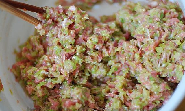 13种饺子馅料配方 14种包饺子方法, 喜欢的就学习一下