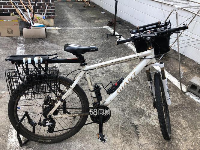 二手捷安特自行车,性能好,配置齐全