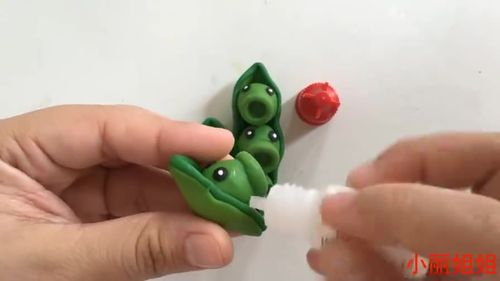 彩泥橡皮泥果冻泥亲子手工制作植物大战僵尸豌豆