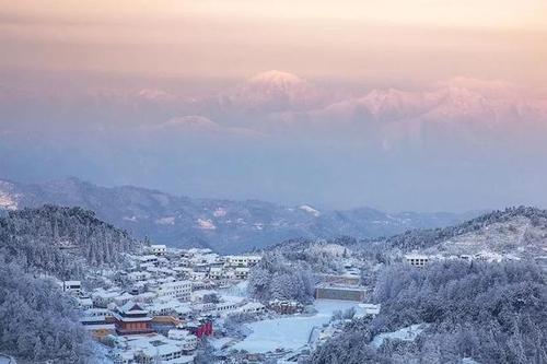 太行山又名五行山,王母山,女娲山.