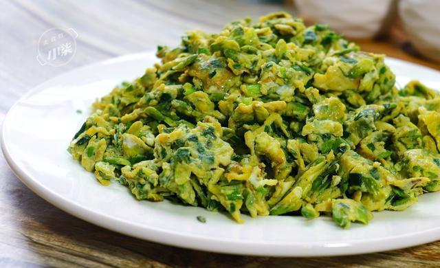 槐花炒鸡蛋先炒槐花还是先炒鸡蛋很多人第一步错了正确做法