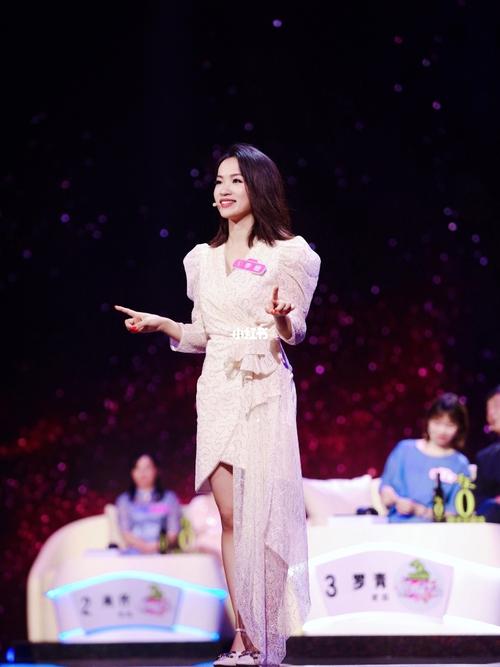 新相亲大会李珊牵手啦～_相亲_娱乐_明星娱乐资讯