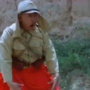 《《举起手来》:骑猪,鬼子斗牛,儿时记忆捧腹大笑.