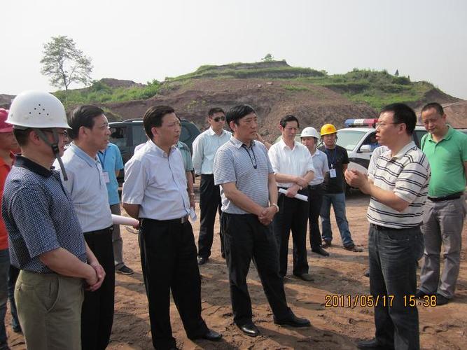 2011年5月17日,四川省交通运输厅杨占昌副厅长,赵家栋副巡视员一行