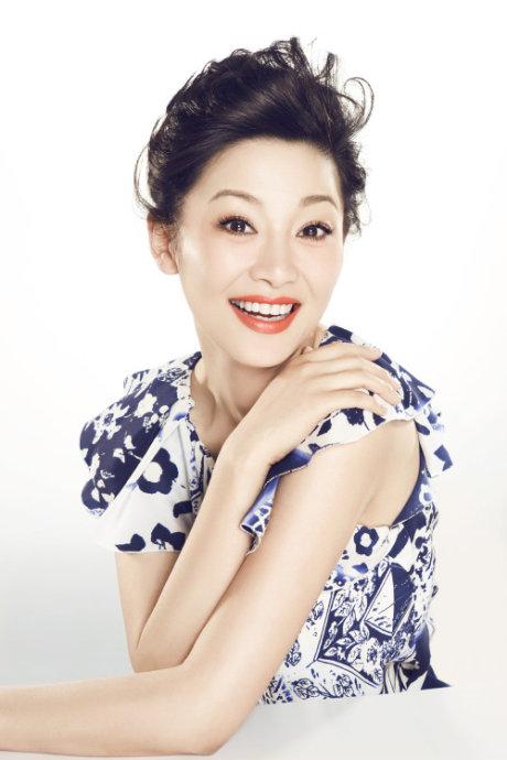 &nbsp;   徐帆的父母是楚剧演员,从小耳濡目染,可谓是家学渊源.
