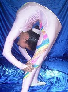 四川姑娘的柔术动作