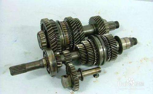 汽车变速箱齿轮的齿纹为什么都是斜着的?