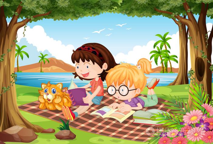 美丽的公园在树下看书的女孩