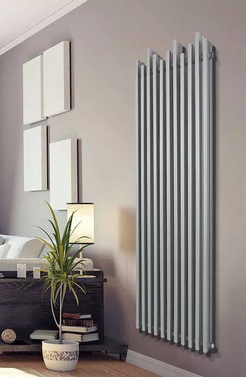 为了甩掉望穿秋裤的烦恼, 请赶紧购买鑫华星暖气片.