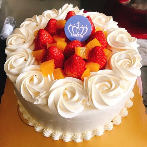十寸奶油水果蛋糕图片