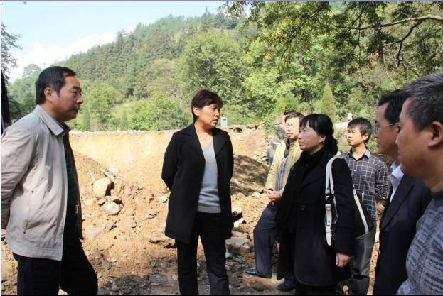 副州长刘晓春到施秉黄平调研教育工作