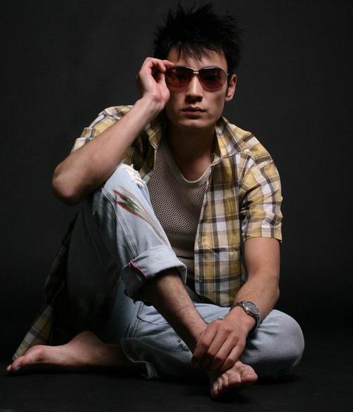 资料图片:演员李光洁精彩写真(21)