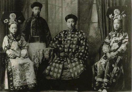 晚清皇室老照片, 王子公主都长成了这样, 看来血统还是很重要