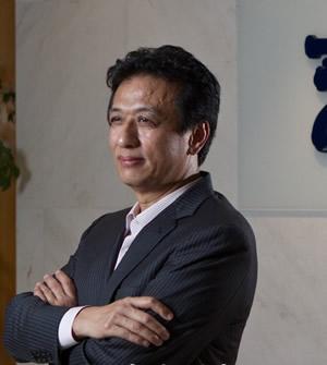 许健康-澳门宝龙集团发展有限公司董事局主席介绍