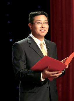 主持人崔志刚图片中央电视台主持人崔志刚图片