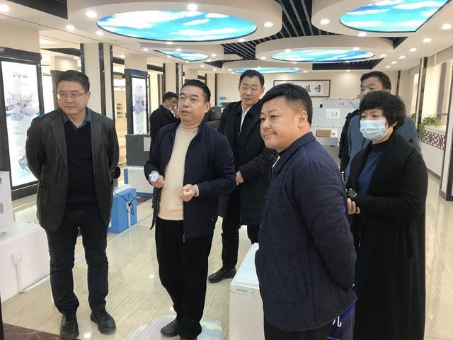 王刚副市长走访服务重点工业企业