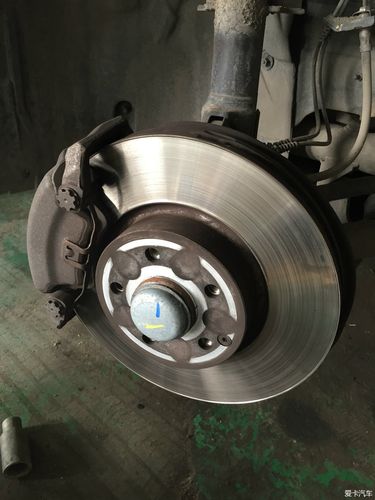 4万公里加入朝阳大家庭,顺便换金麒麟前后刹车片作业