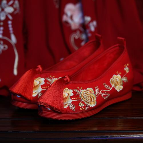 原创金牡丹】红色绣花鞋婚鞋汉服鞋古风鞋老北京布鞋牛筋底婚嫁鞋