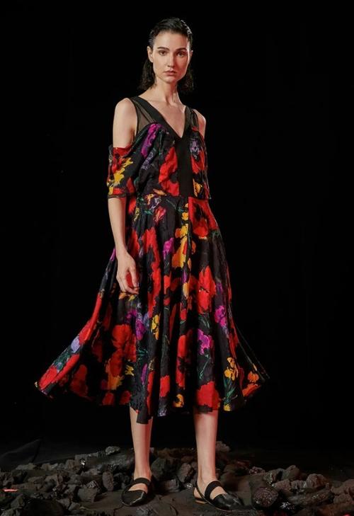 donoratico达衣岩女装2020夏季新款艳花水彩系列