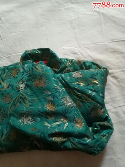 绸缎棉袄