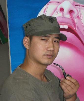 书法艺术家尹俊