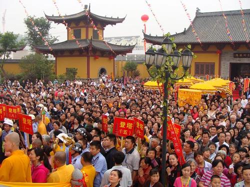 能仁寺举行妙通塔佛像开光暨证因纪念堂奠基法会
