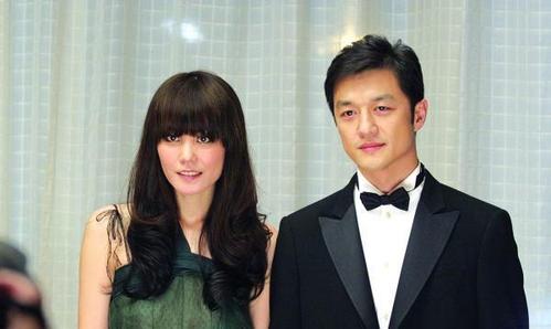 原创李亚鹏新女友近照曝光,音乐节上独领风骚,一眼就看出王菲的影子