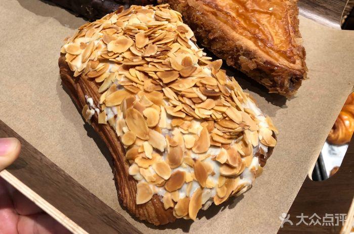 红跑车蛋糕世界(长乐路店)巧克力巴旦木图片 - 第148张